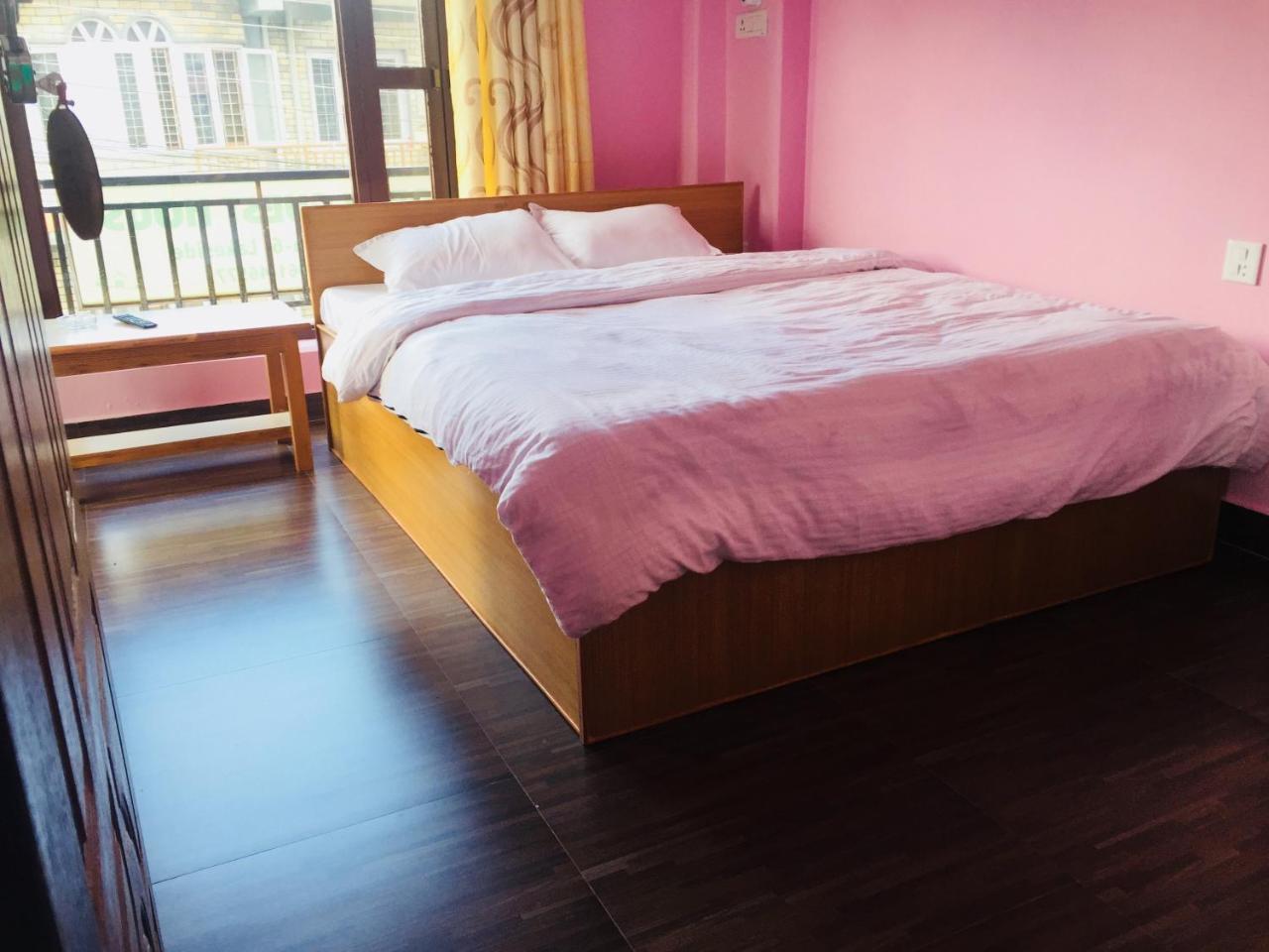 Obey Guest House 포카라 외부 사진